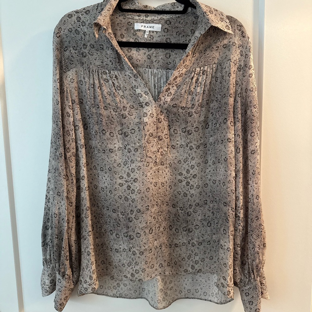 Frame Denim Gray Tan Relaxed Notched Collar Blouse